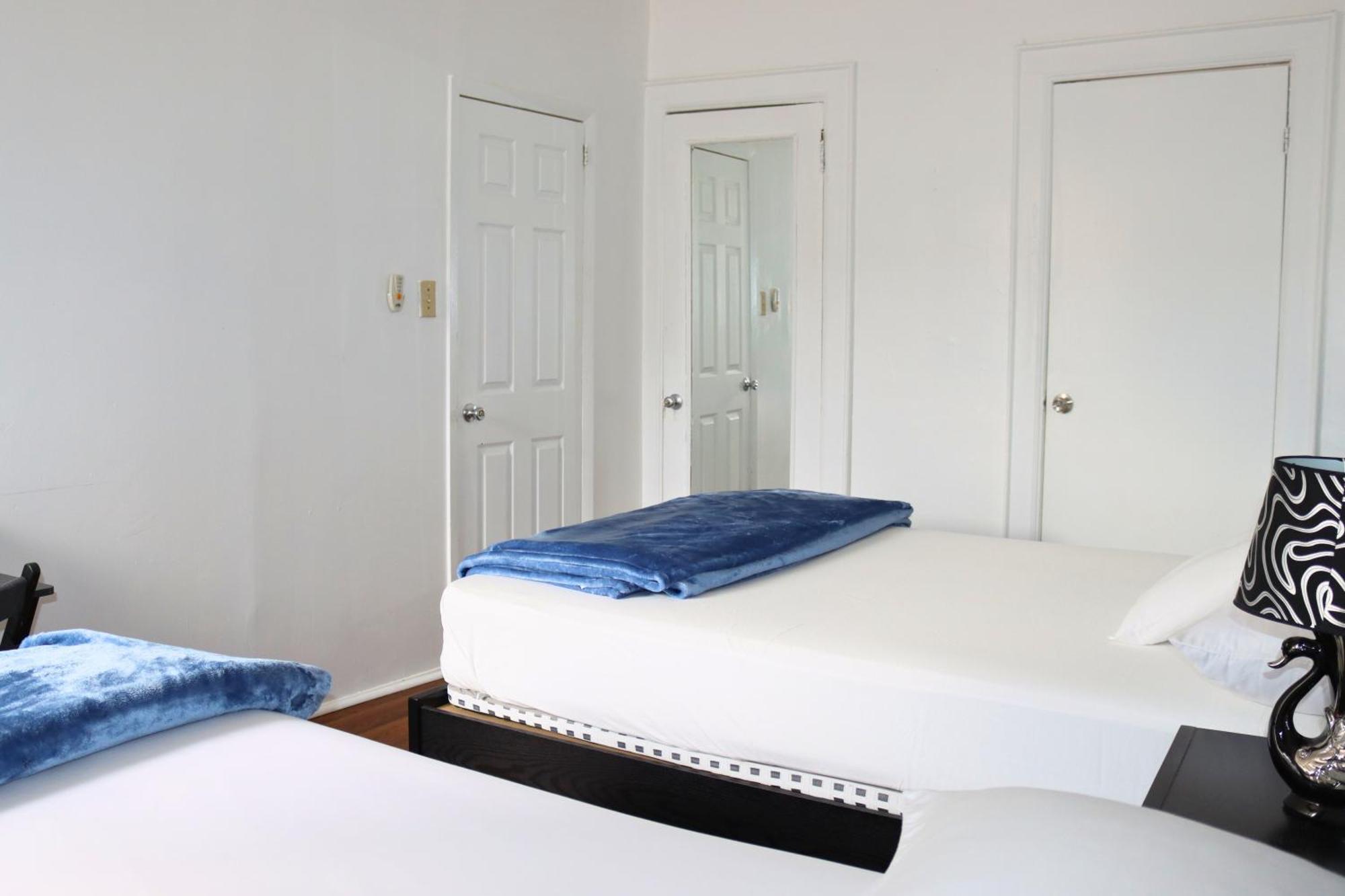 Klo Guest House Ню Йорк Екстериор снимка