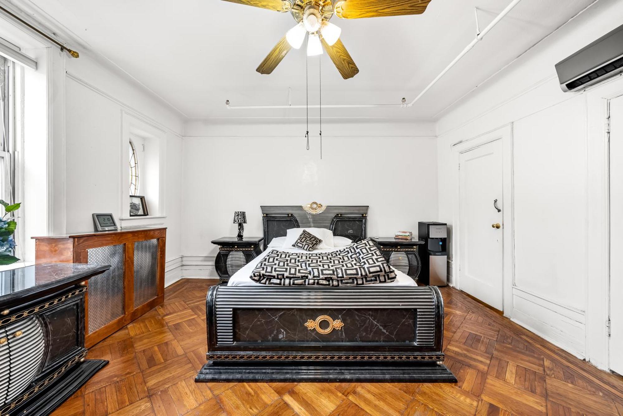 Klo Guest House Ню Йорк Екстериор снимка